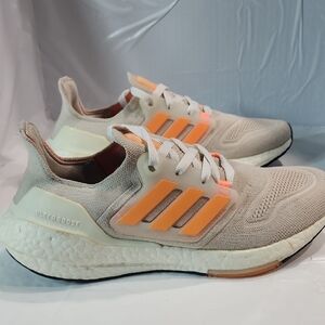 Adidas Ultraboost 22 Beige Orange Running Sneaker Shoes Size 8.5